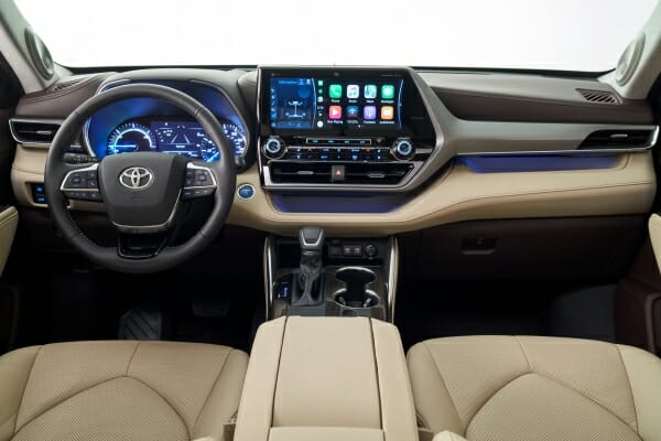 2020 Toyota Highlander Interior