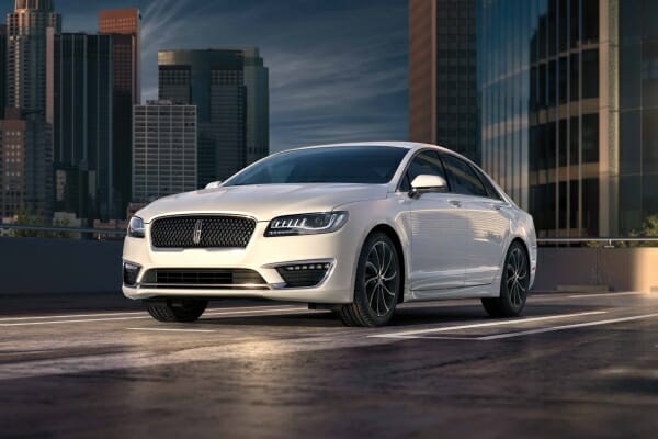 2019 Lincoln MKZ hybrid left front view