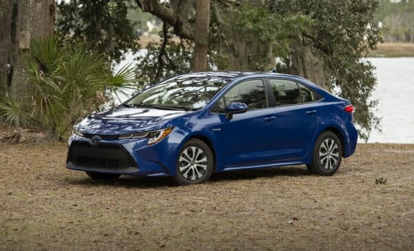 2020 Toyota Corolla Hybrid left front view 