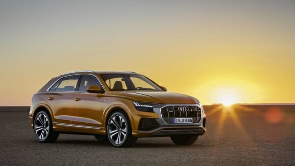 2019 Audi Q8 - right front view