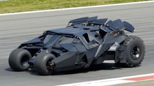 tumbler batmobile - left side view